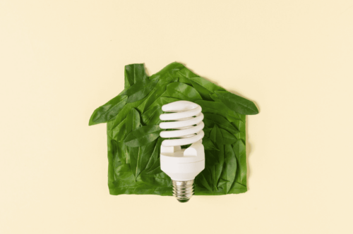 Qual è la differenza tra luce continua e luce alternata?